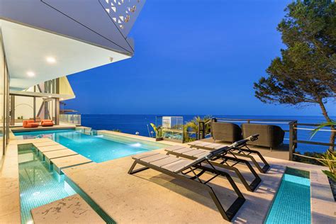 Seafront Villas .